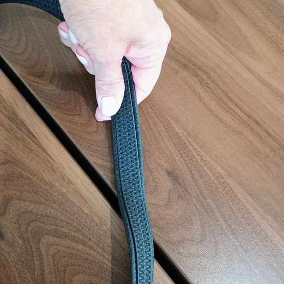 The Sak Black Leather Shoulder Bag - Picture 11 of 11